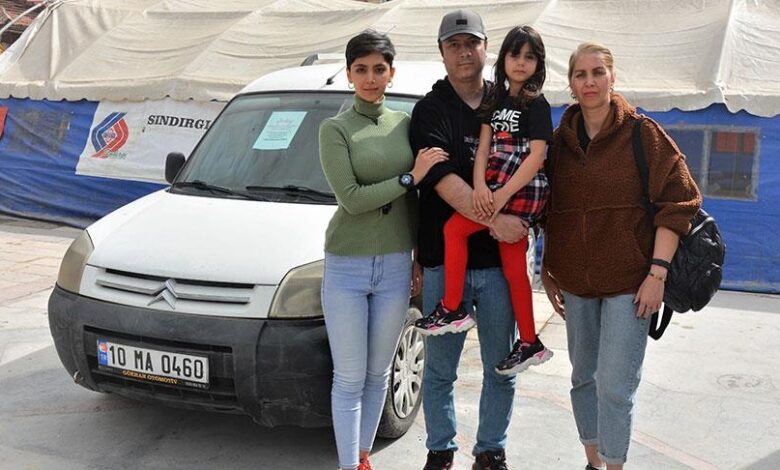خانواده ایرانی خودروی‌ خود را به زلزله‌زدگان ترکیه اهدا می‌کند