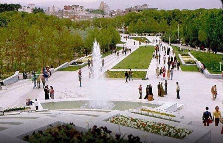 تصاویر زیرخاکی از پارک ملت تهران در دهه ۵۰