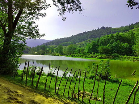 دریاچه عروس حلیمه جان از جاذبه های گردشگری استان گیلان(بیتوته)
