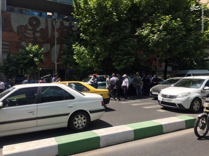 تصاویری از محل حمله افراد مسلح به ماموران پلیس در تهران