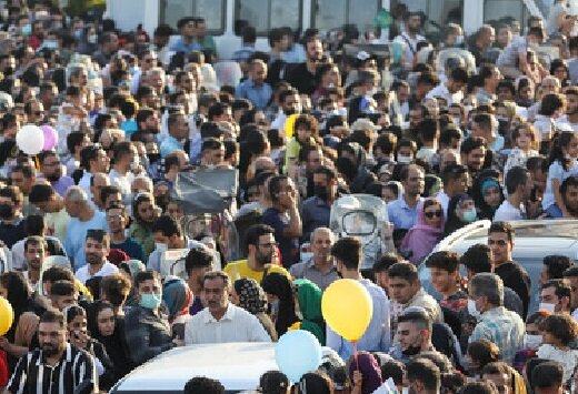 انتقاد از برگزاری مهمانی ۱۰کیلومتری در تهران