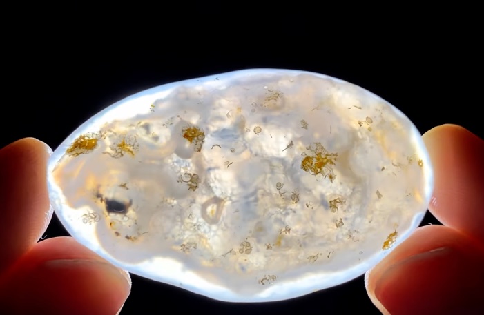 این کریستال‌های باورنکردنی، آب باستانی میلیون‌ها ساله را در خود نگه می‌دارند