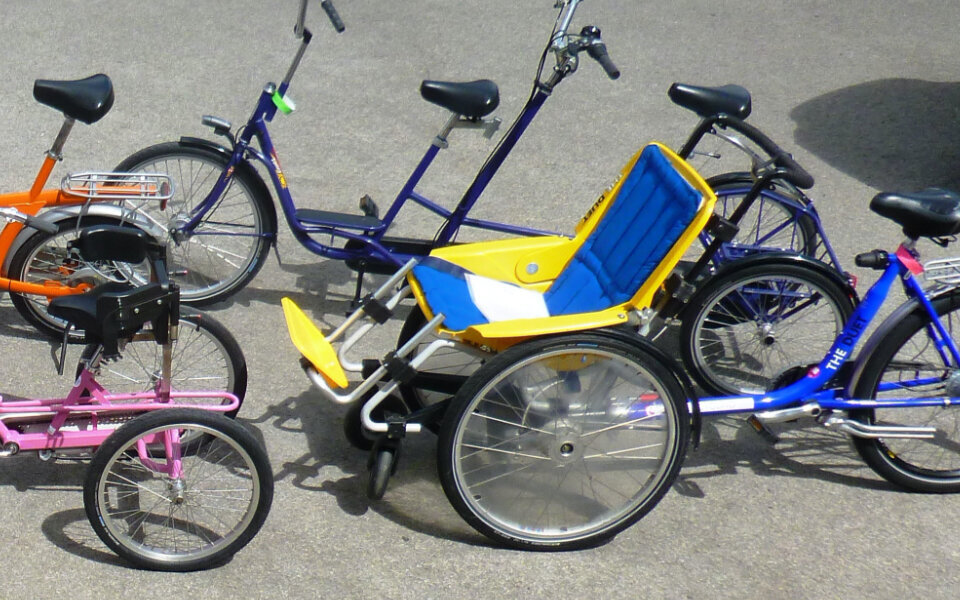 ابتکار شهر اروپایی برای دوچرخه سواری معلولان