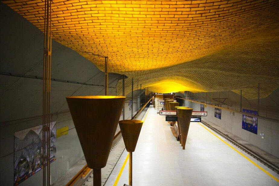 معماری جالب ایستگاه متروی وکیل الرعایا شیراز