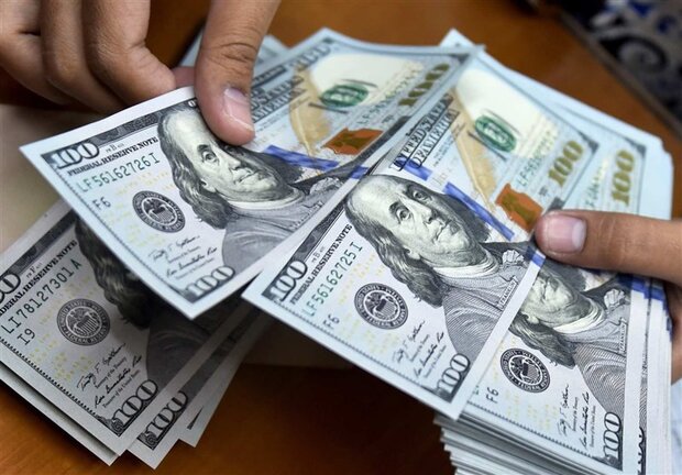 توزیع ۱۱میلیون دلار تقلبی در بازار تهران