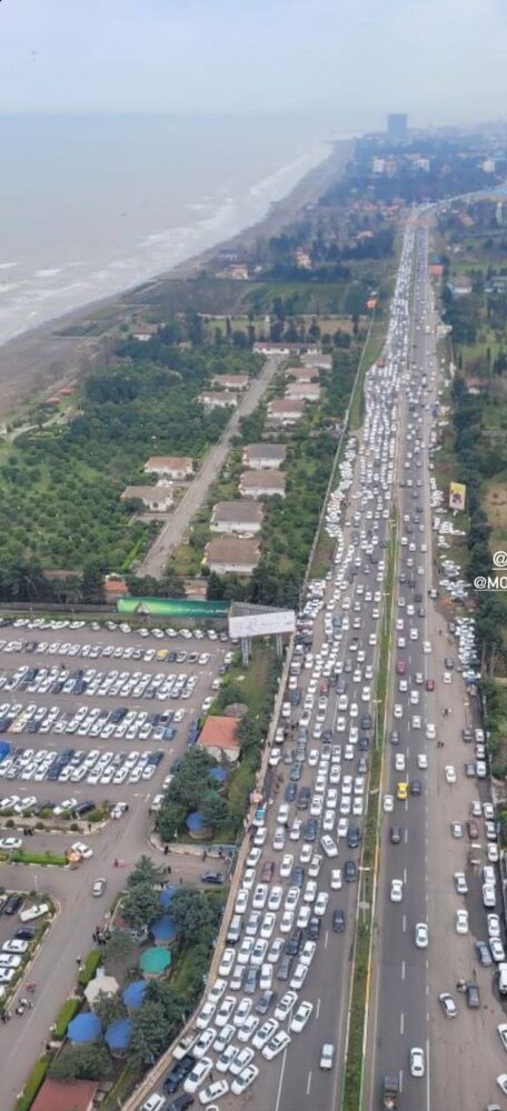 ترافیک عجیب و پرحجم نوروزی در جاده‌ رامسر
