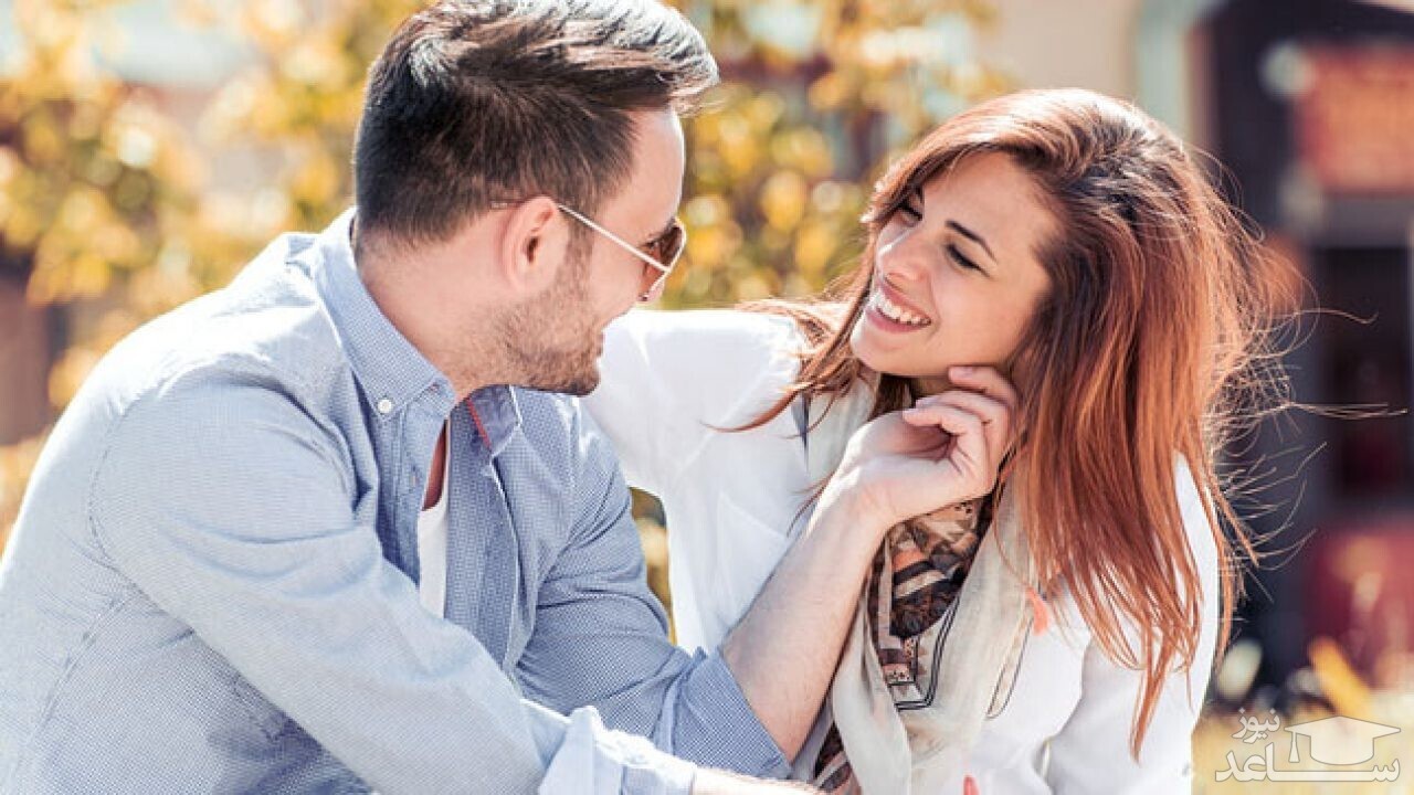 سرنخ‌های عاشقانه: ۱۵ شگرد روانشناختی ساده برای اینکه بدانید کسی شما را دوست دارد یا خیر (سواد زندگی)